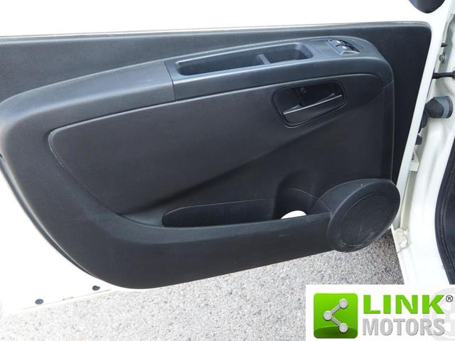 VOLKSWAGEN Caddy usata 14