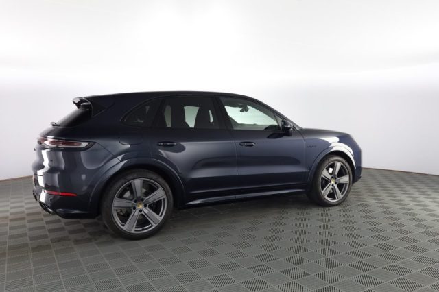 PORSCHE Cayenne usata 2