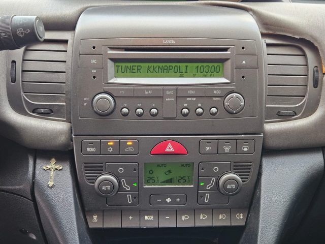 LANCIA Ypsilon usata, con USB