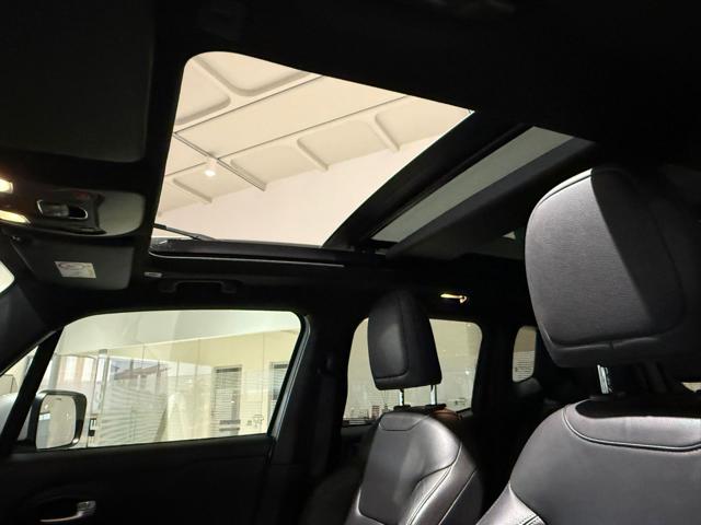 JEEP Renegade usata, con USB