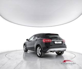 MERCEDES-BENZ GLA 200 usata 3