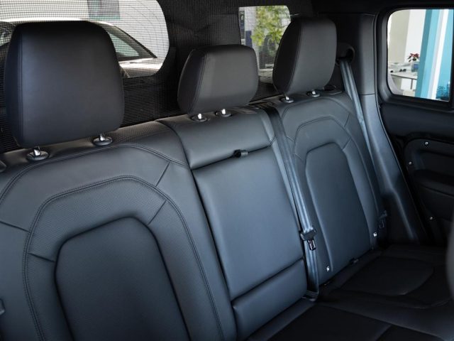 LAND ROVER Defender usata, con Sospensioni pneumatiche