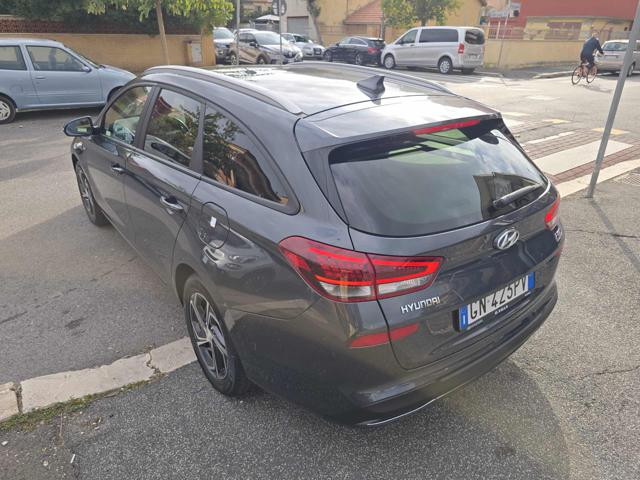 HYUNDAI i30 usata, con Sedile posteriore sdoppiato