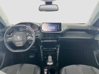 PEUGEOT 2008 usata 11