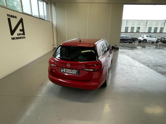OPEL Astra usata, con Boardcomputer