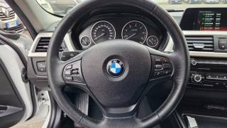 BMW 318 usata, con Bluetooth