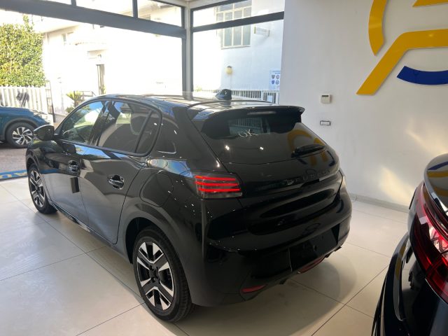 PEUGEOT 208 usata, con Alzacristalli elettrici