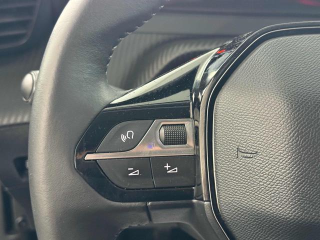 PEUGEOT 2008 usata, con Sensore di pioggia