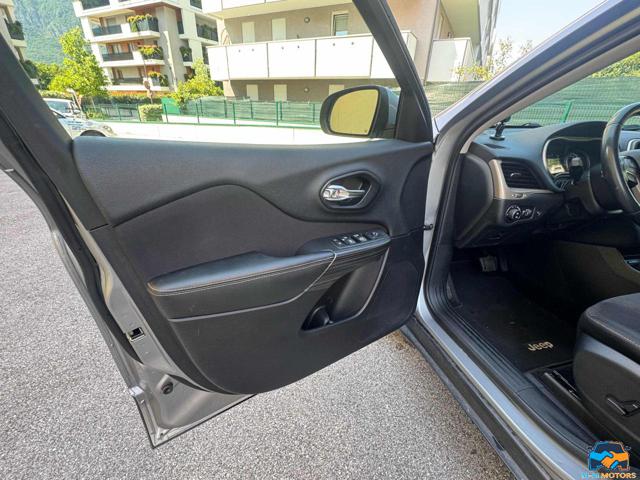 JEEP Cherokee usata, con ESP