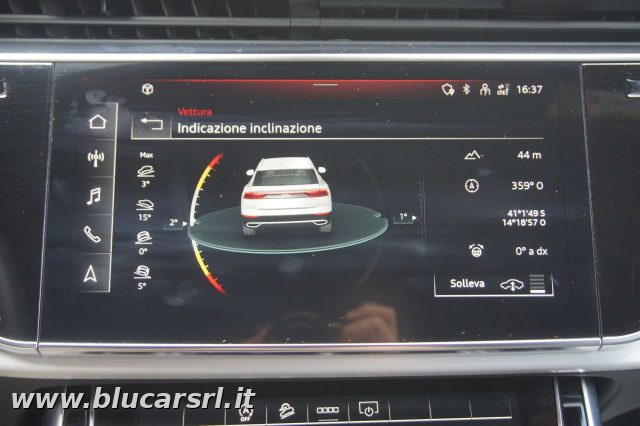 AUDI Q8 usata, con Autoradio digitale