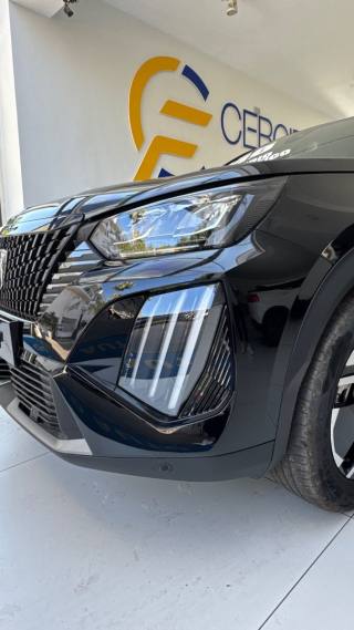 PEUGEOT 2008 usata, con Sistema di navigazione