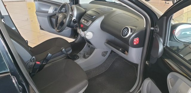 TOYOTA Aygo usata, con Lettore CD