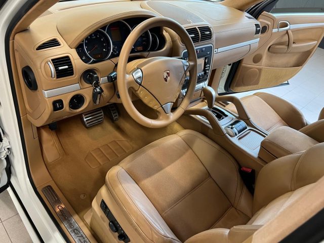 PORSCHE Cayenne usata, con Fendinebbia