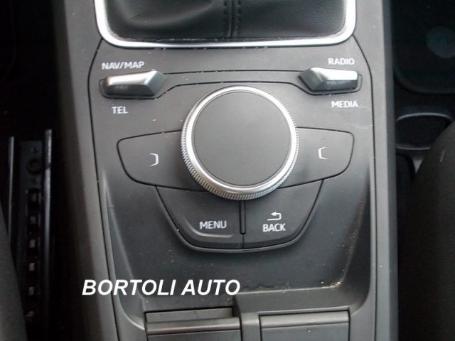 AUDI Q2 usata, con Sensori di parcheggio posteriori