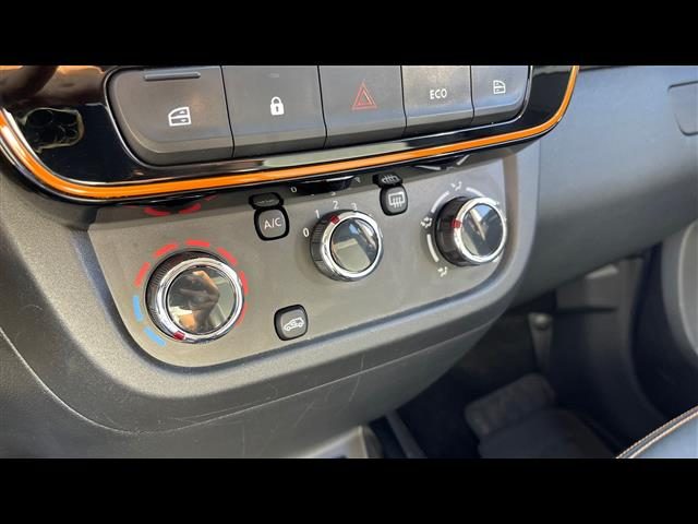 DACIA Spring usata, con Touch screen