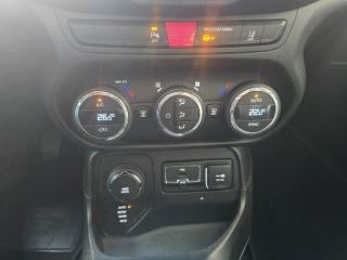 JEEP Renegade usata, con Fari direzionali