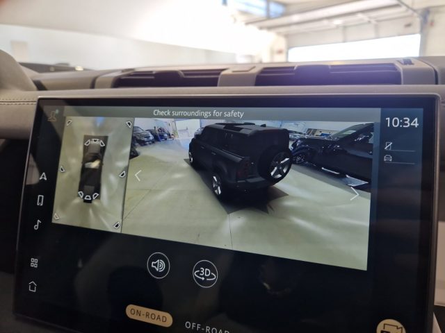 LAND ROVER Defender usata, con Sedile posteriore sdoppiato