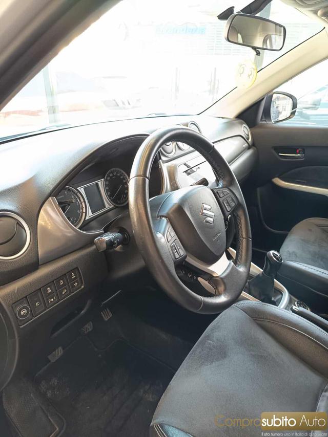 SUZUKI Vitara usata, con Park Distance Control