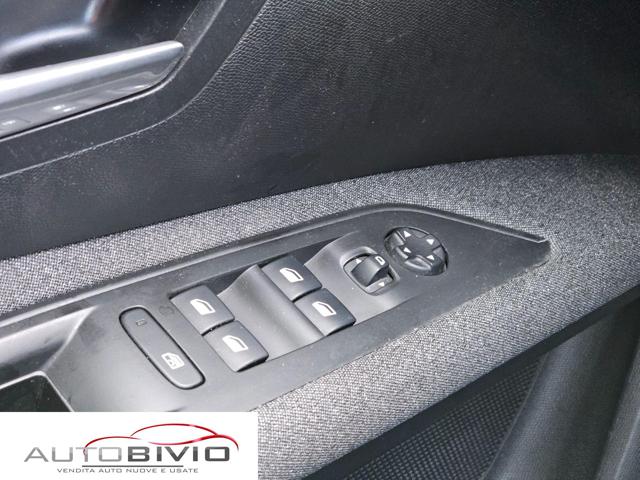 PEUGEOT 3008 usata, con MP3