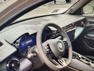 ALFA ROMEO Junior usata, con Autoradio