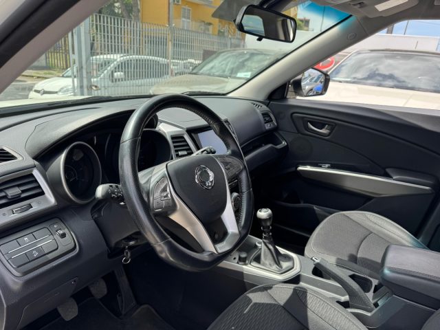 SSANGYONG Tivoli usata, con ESP