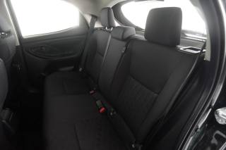 TOYOTA Yaris usata 3