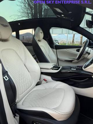 ASTON MARTIN DBX usata, con Controllo automatico clima