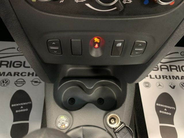 DACIA Logan usata, con Touch screen