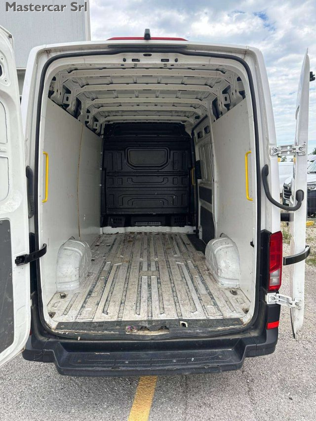 VOLKSWAGEN Crafter usata 13