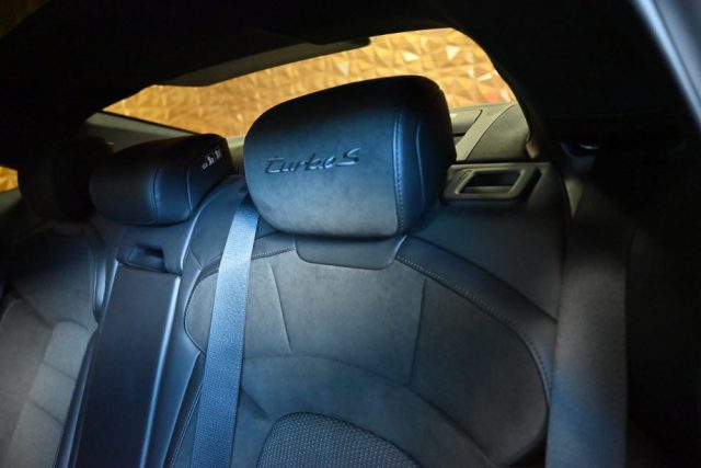 PORSCHE Taycan usata 62