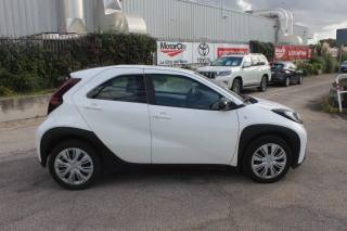 TOYOTA Aygo X usata, con USB