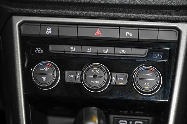 VOLKSWAGEN T-Roc usata, con USB