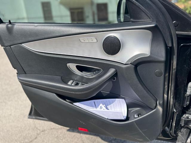 MERCEDES-BENZ E 200 usata, con Telecamera per parcheggio assistito