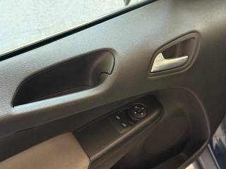 FORD Tourneo Courier usata, con Autoradio digitale