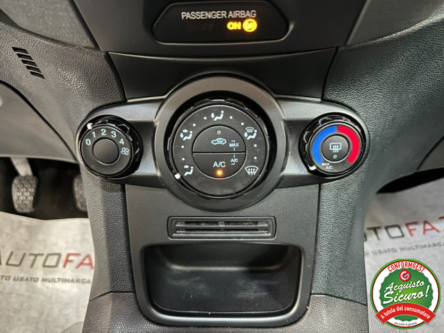 FORD Fiesta usata, con Isofix