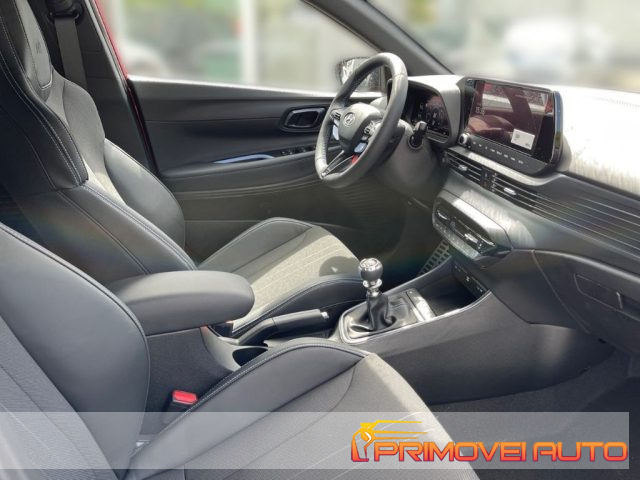 HYUNDAI i20 usata, con Airbag
