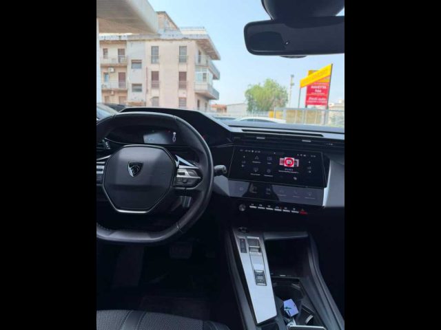 PEUGEOT 308 usata, con Sistema di navigazione