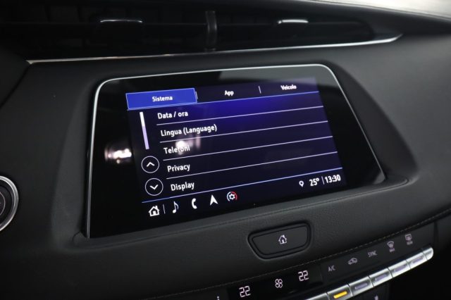 CADILLAC XT4 usata 10