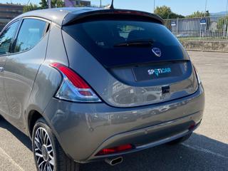 LANCIA Ypsilon usata, con Airbag testa