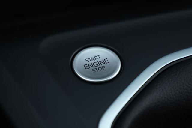 VOLKSWAGEN Golf usata, con Sensore di pioggia