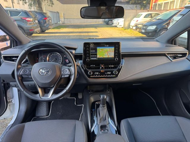 TOYOTA Corolla usata, con Cerchi in lega