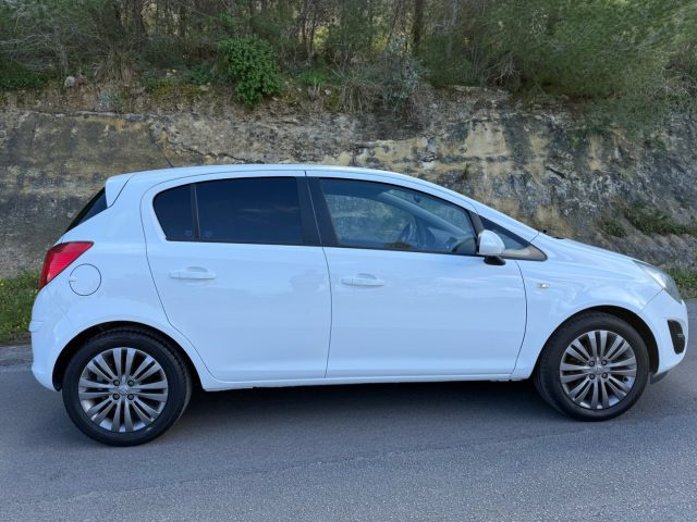 OPEL Corsa usata, con Chiusura centralizzata