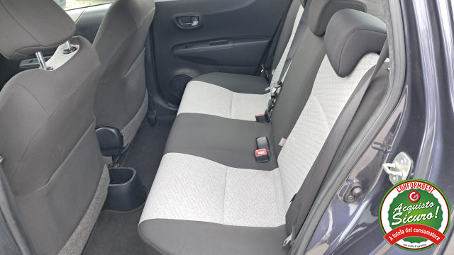TOYOTA Yaris usata, con Alzacristalli elettrici