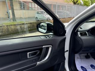 LAND ROVER Discovery Sport usata, con Autoradio