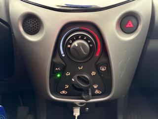 TOYOTA Aygo usata, con USB