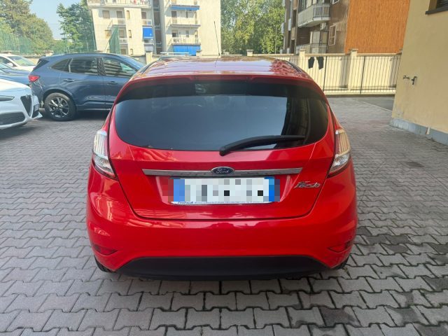 FORD Fiesta usata, con Autoradio