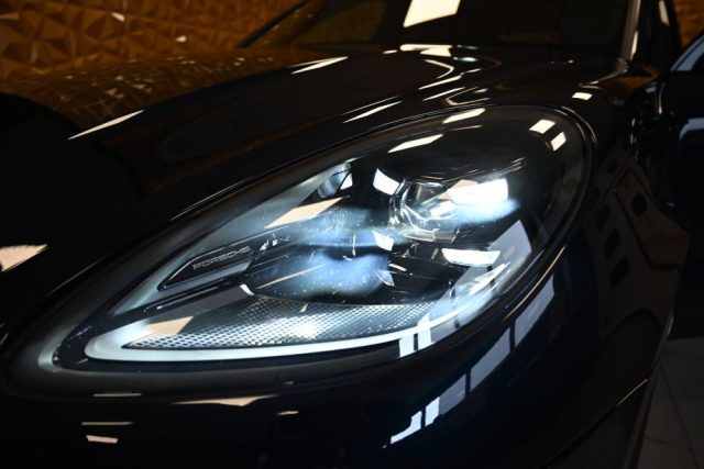 PORSCHE Macan usata 157