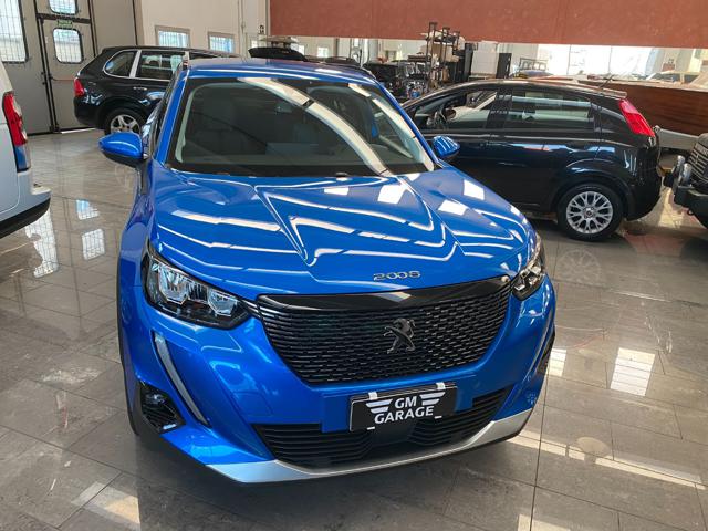 PEUGEOT 2008 usata, con Airbag