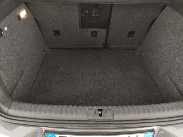 VOLKSWAGEN Tiguan usata, con USB