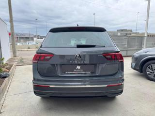 VOLKSWAGEN Tiguan usata, con Airbag Passeggero